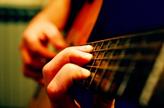 cach-len-day-dan-guitar